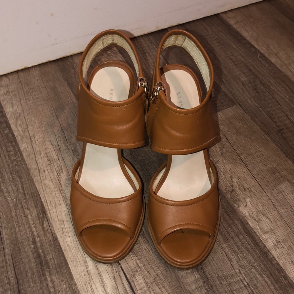 Kenneth Cole block heels